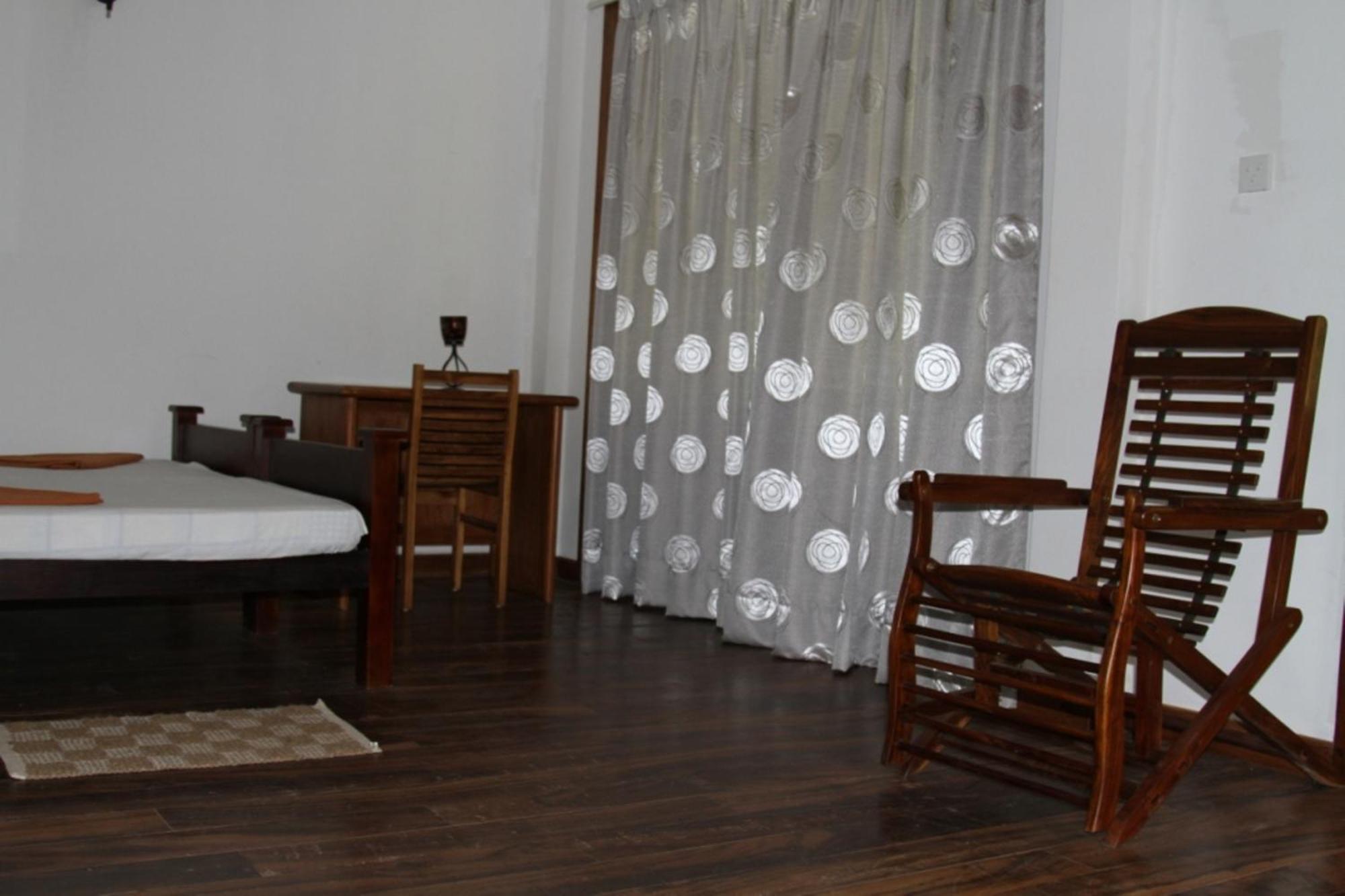 Birds Paradise Hotel Kudawe Zimmer foto